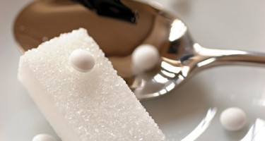 Выбираем сахарозаменитель: состав, вред и польза